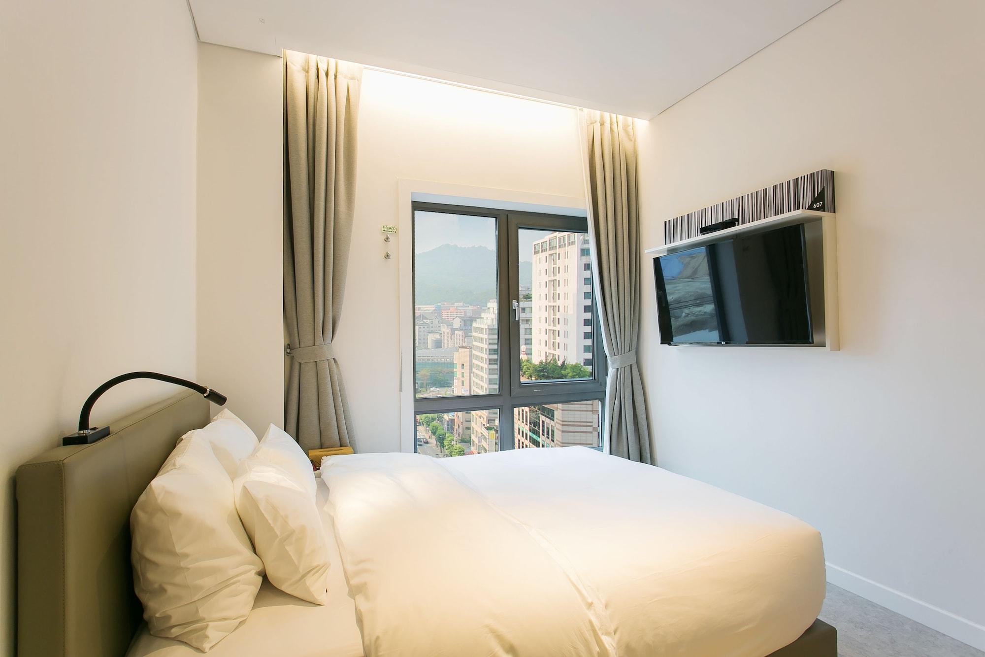 H Avenue Idae Shinchon 3* Seul
